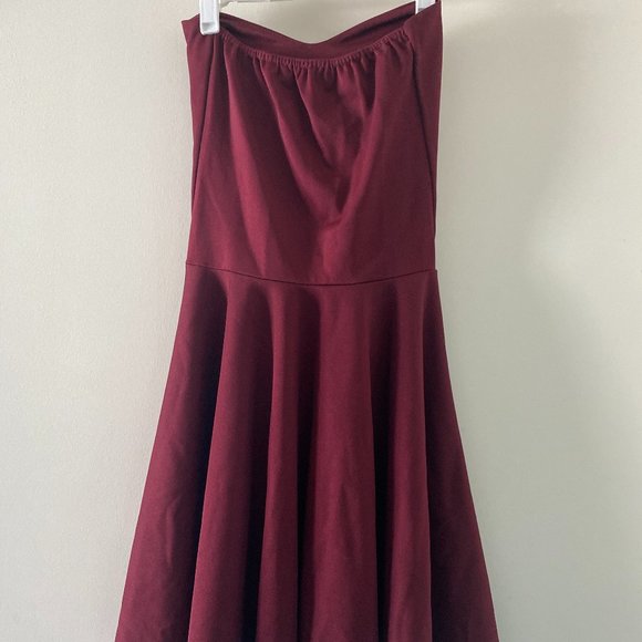 Boohoo Maroon Strapless Dress - Picture 5 of 5